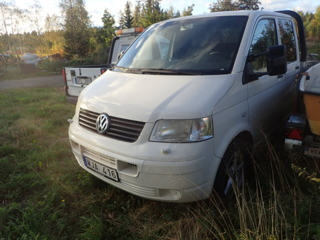 1351339-1 Trailer - Thule D1000